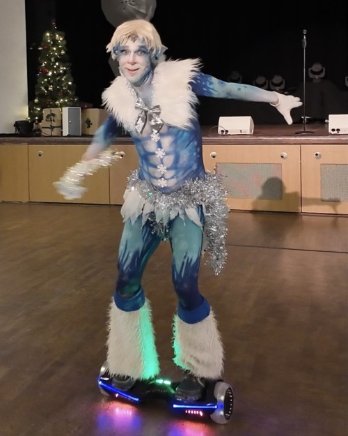 Jack Frost - Bodypaint-Walkact zur Weihnachtsfeier