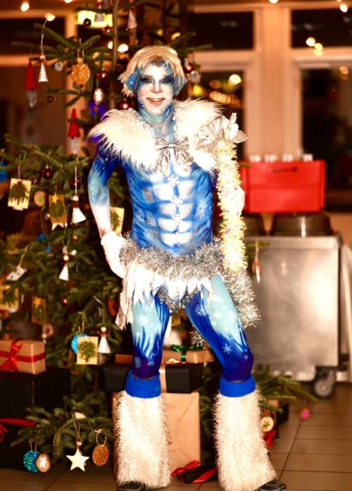 Jack Frost - Bodypaint-Walkact zur Weihnachtsfeier